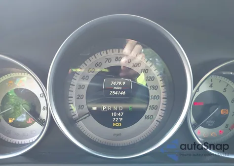 2013 Mercedes-Benz C 300 Sport 4Matic из США, поврежденный, VIN WDDGF8AB5DR267072